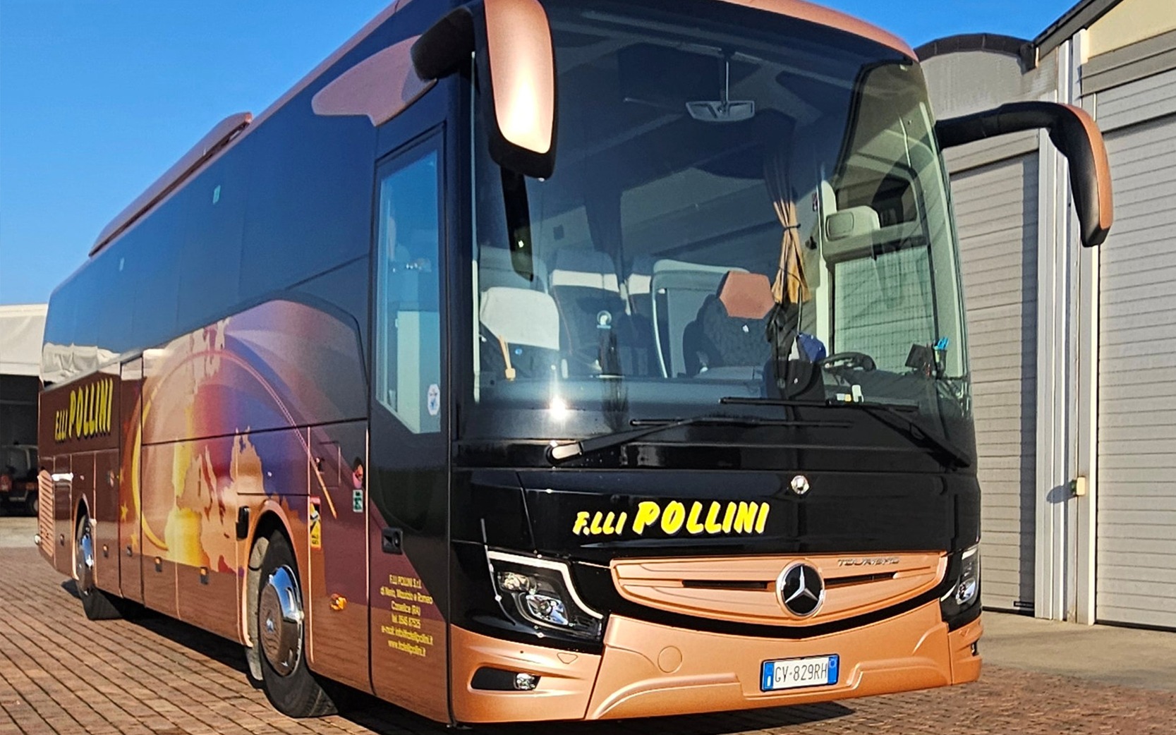Pullman Mercedes 56 posti